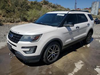  Salvage Ford Explorer