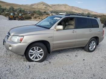  Salvage Toyota Highlander