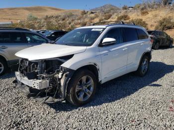  Salvage Toyota Highlander