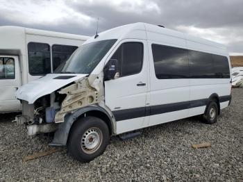  Salvage Mercedes-Benz Sprinter