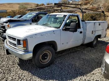  Salvage Chevrolet Silverado 2500