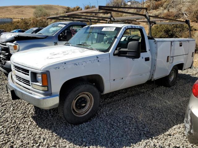  Salvage Chevrolet Silverado 2500