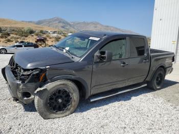  Salvage Nissan Titan