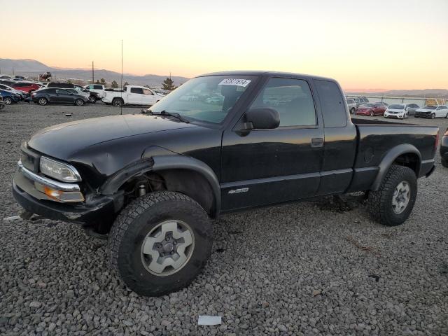  Salvage Chevrolet S-10