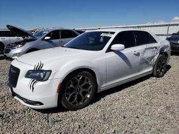  Salvage Chrysler 300