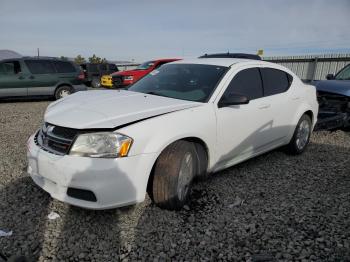  Salvage Dodge Avenger