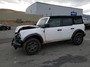  Salvage Ford Bronco