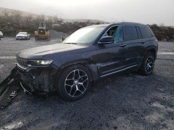  Salvage Jeep Grand Cherokee