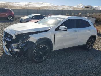  Salvage Mercedes-Benz GLA