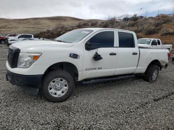  Salvage Nissan Titan