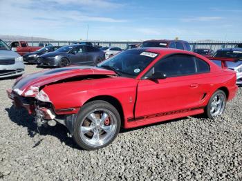  Salvage Ford Mustang