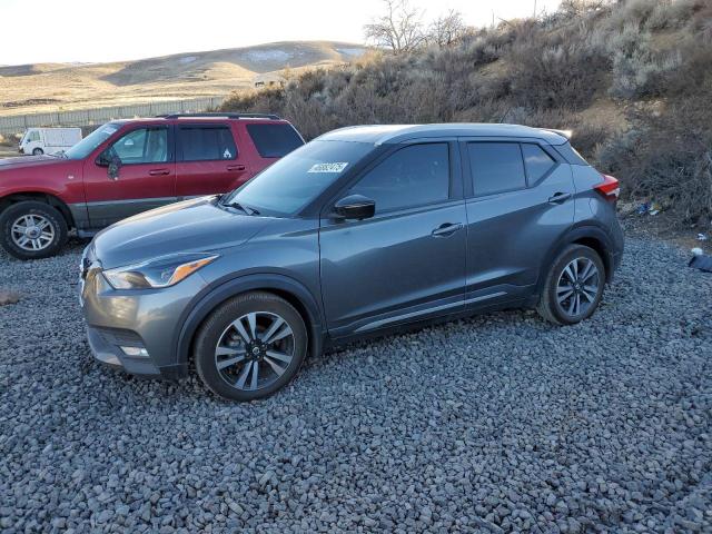  Salvage Nissan Kicks