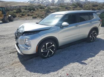  Salvage Mitsubishi Outlander