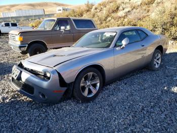  Salvage Dodge Challenger