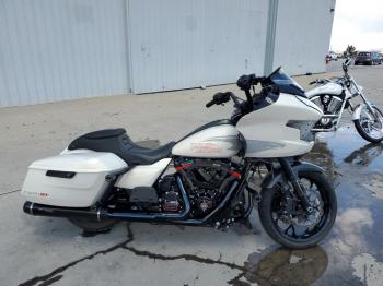  Salvage Harley-Davidson Fltrxstse