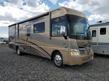  Salvage Workhorse Custom Cha Motorhome