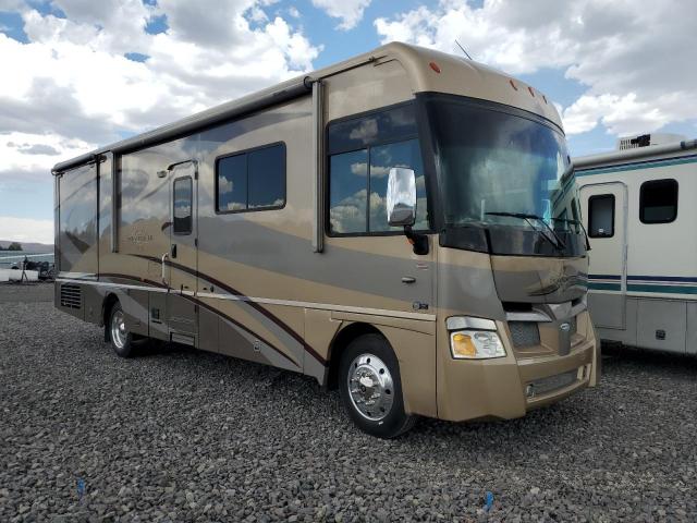  Salvage Workhorse Custom Cha Motorhome