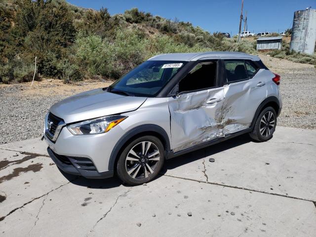  Salvage Nissan Kicks
