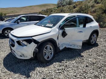  Salvage Mercedes-Benz GLA