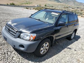  Salvage Toyota Highlander