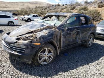  Salvage Porsche Cayenne
