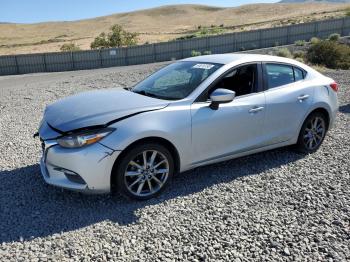  Salvage Mazda 3