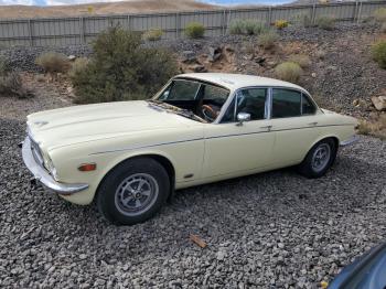  Salvage Jaguar Xj6
