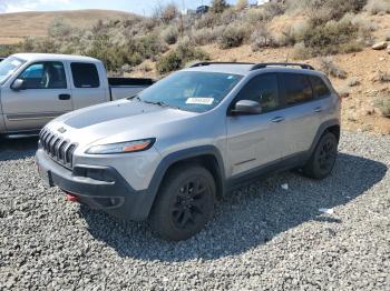  Salvage Jeep Cherokee