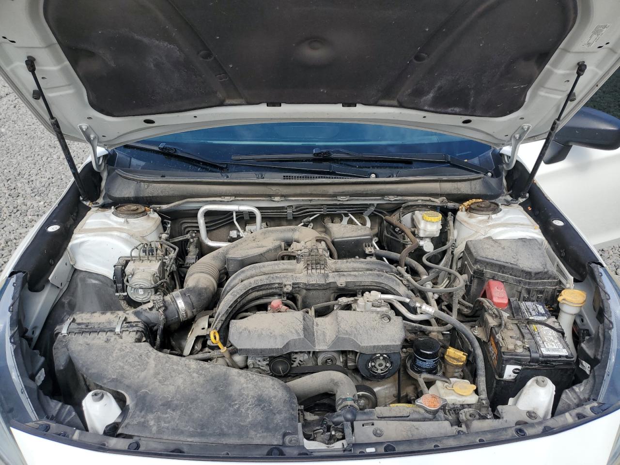 Subaru Legacy 2.5i Image 2