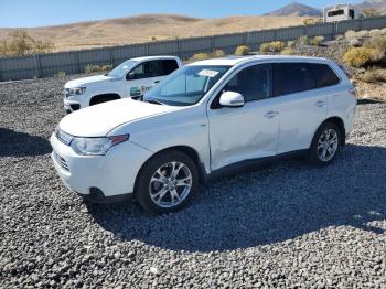  Salvage Mitsubishi Outlander
