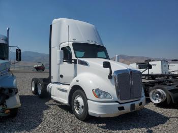  Salvage Kenworth T680