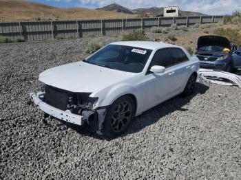  Salvage Chrysler 300