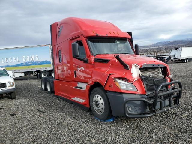  Salvage Freightliner Cascadia 1