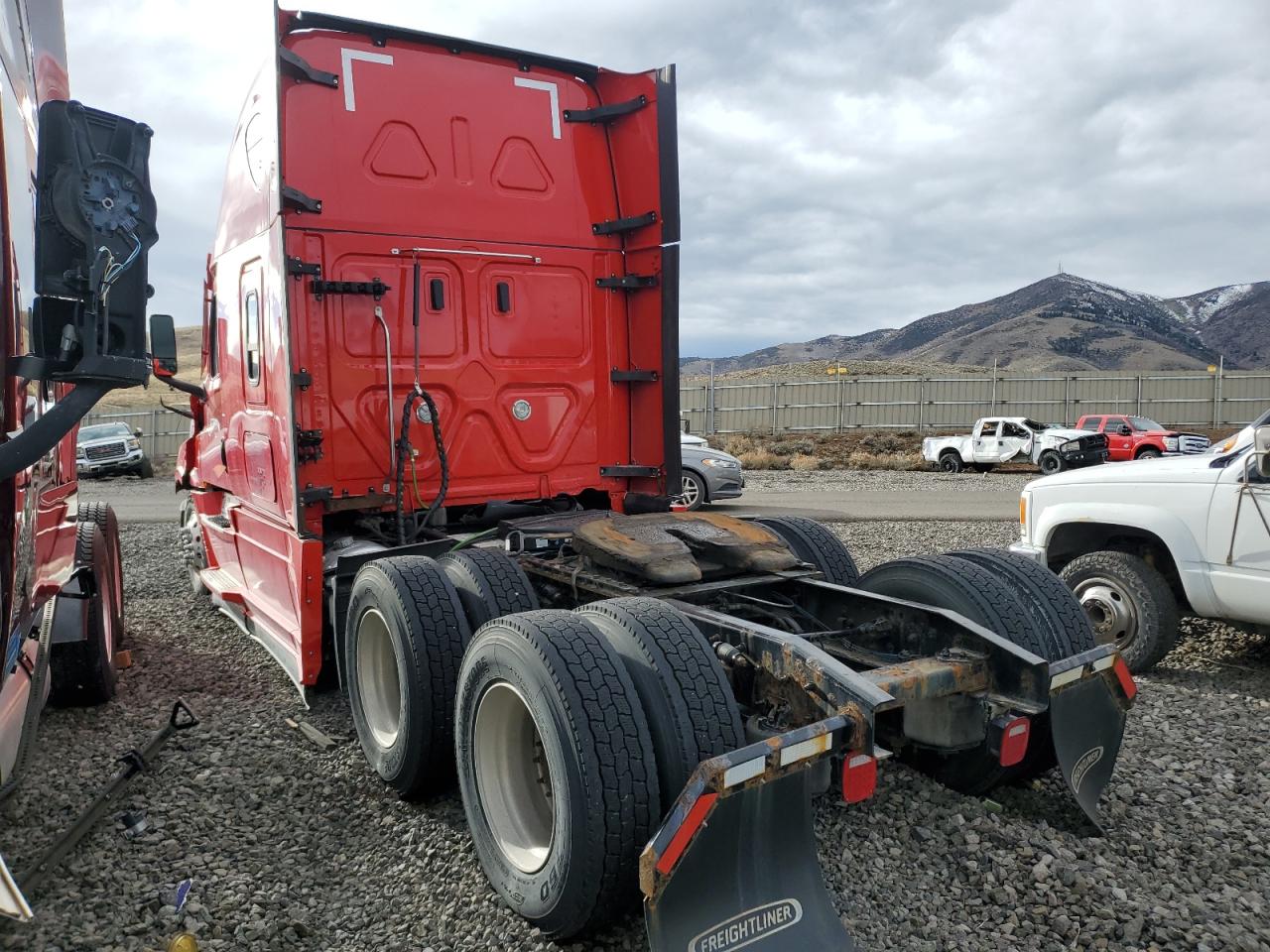 Freightliner Cascadia 1 Image 3
