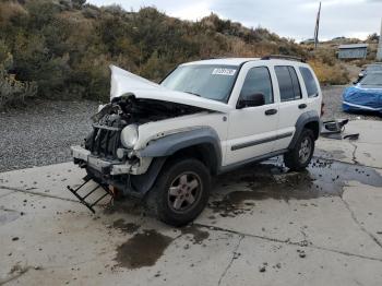  Salvage Jeep Liberty