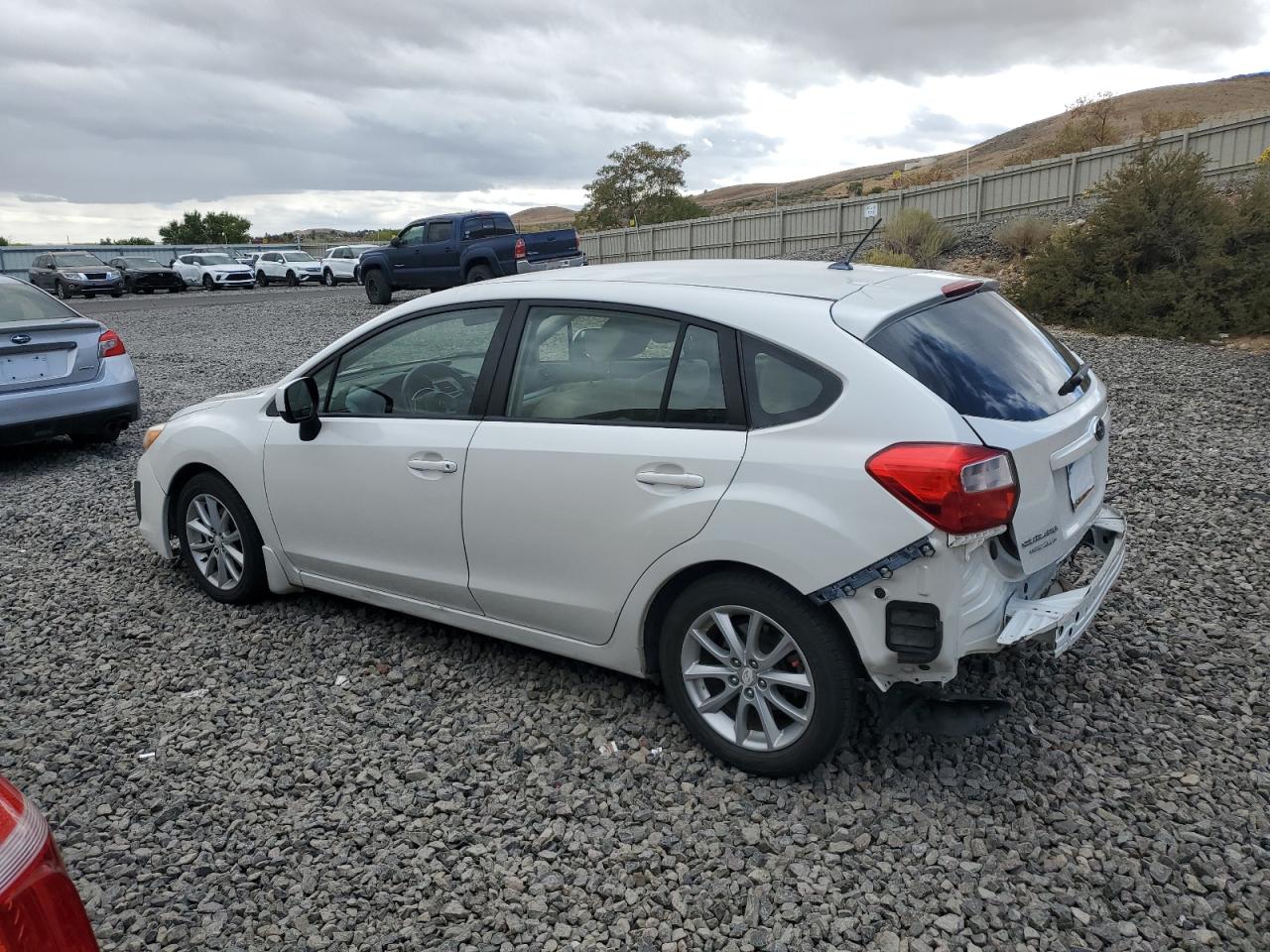 Subaru Impreza Premium Image 14