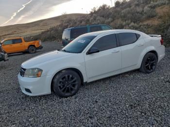  Salvage Dodge Avenger