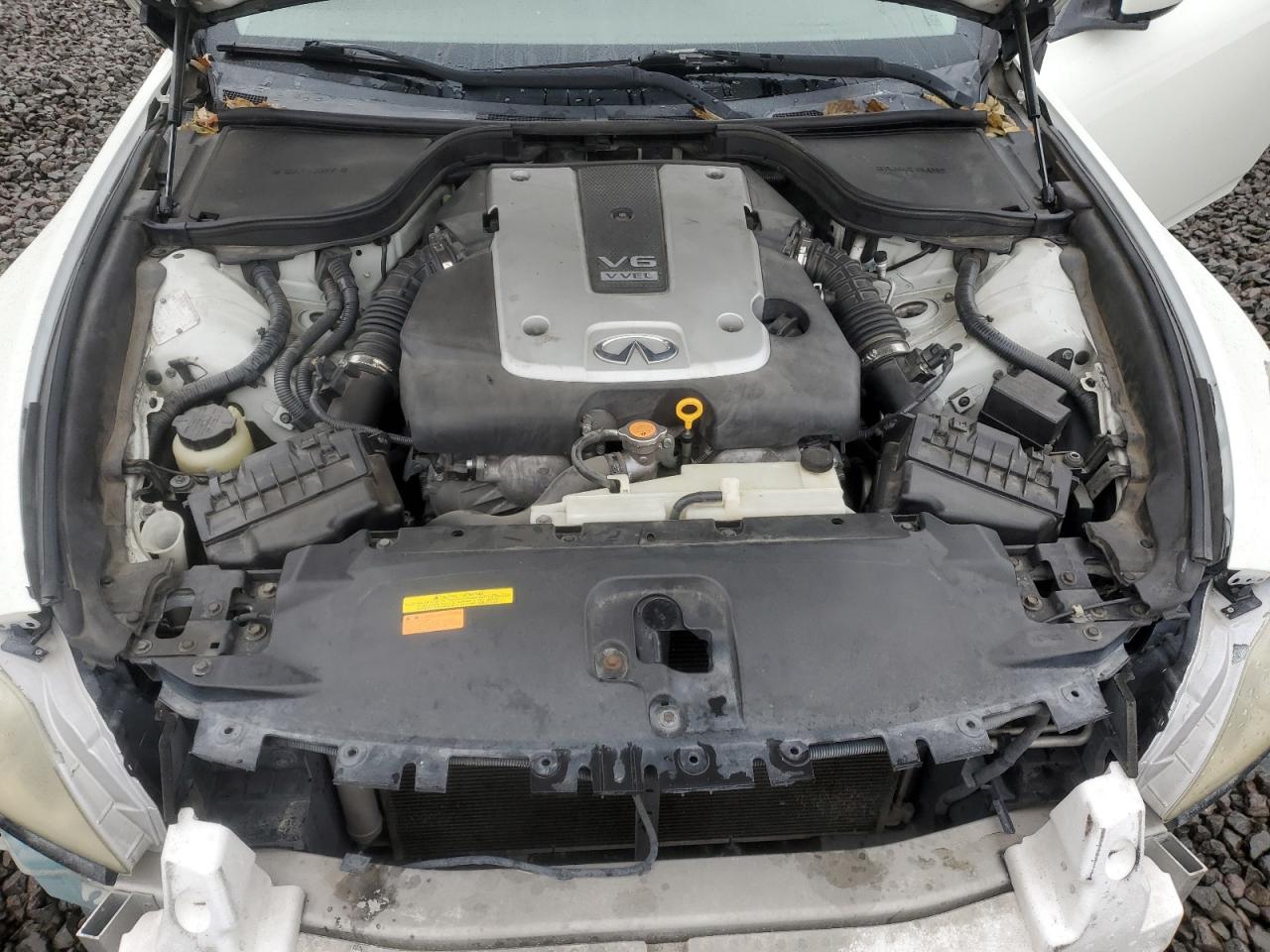 INFINITI G37 Base Image 10