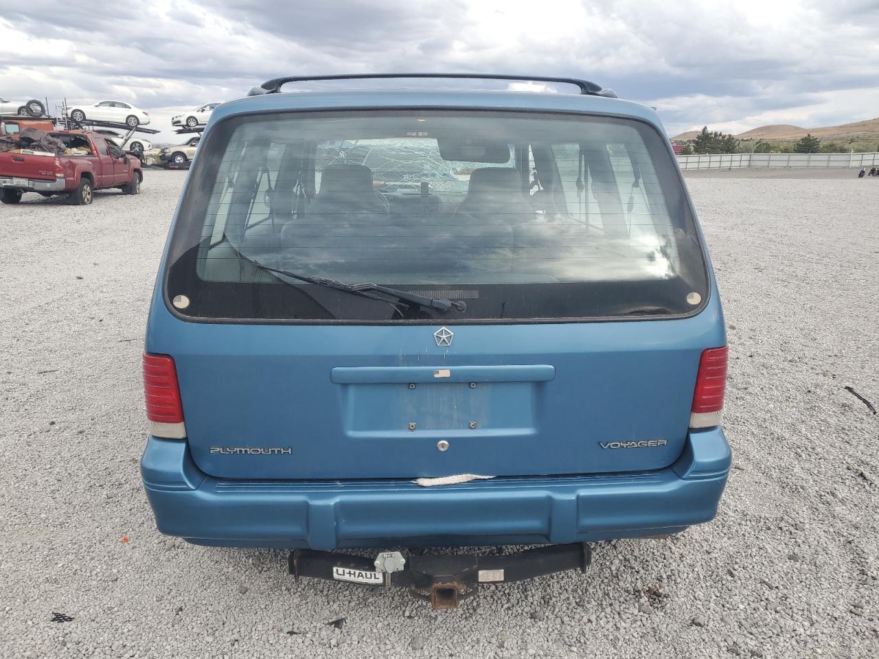 Plymouth Voyager Image 5