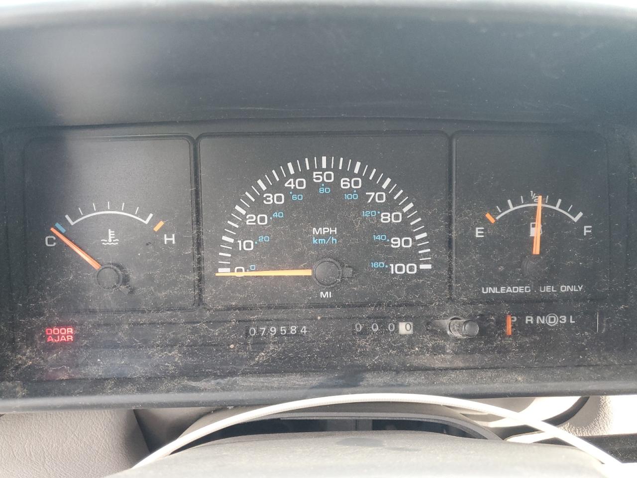 Plymouth Voyager Image 13