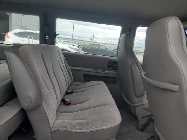 Plymouth Voyager Image 9