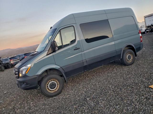  Salvage Mercedes-Benz Sprinter
