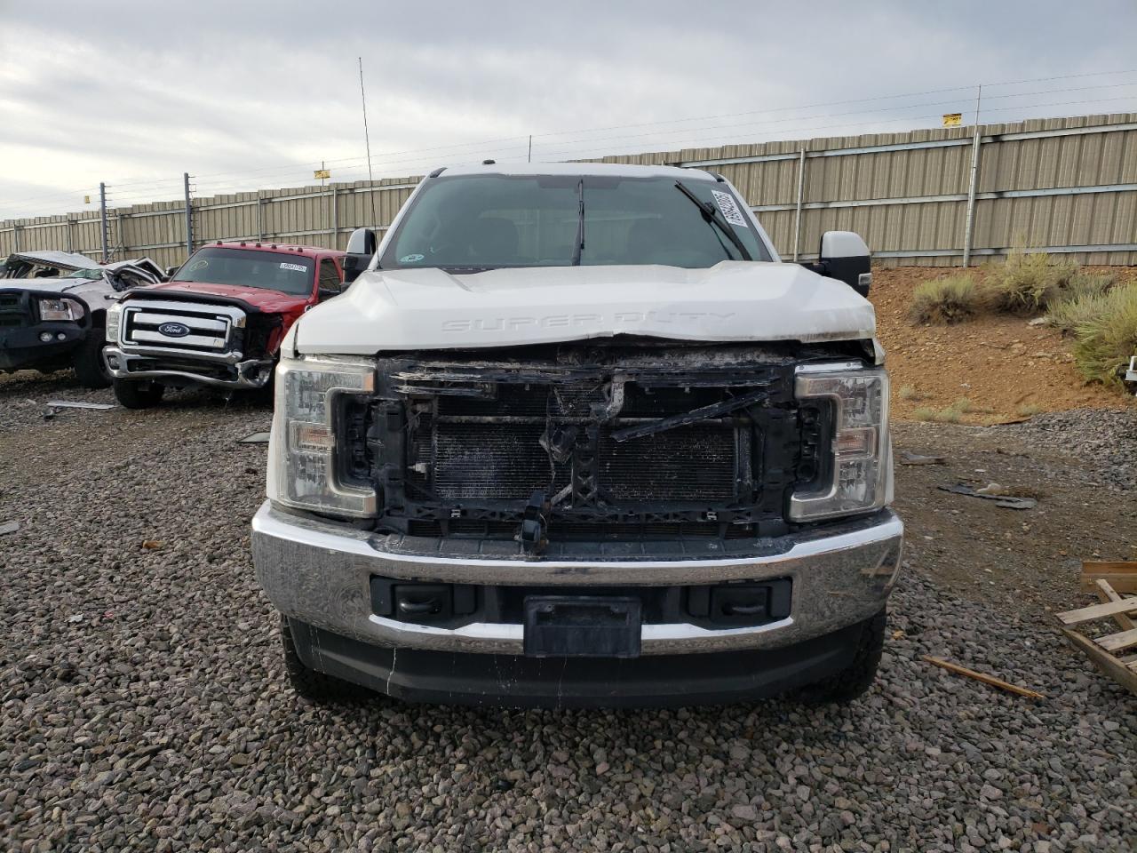 Ford F-250 Super Duty Image 2