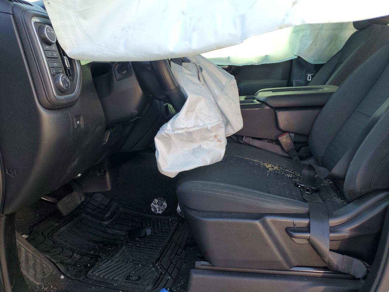 Chevrolet Silverado K1500 Lt Image 3