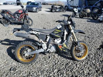  Salvage Suzuki Dirtbike