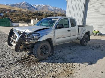  Salvage Toyota Tacoma