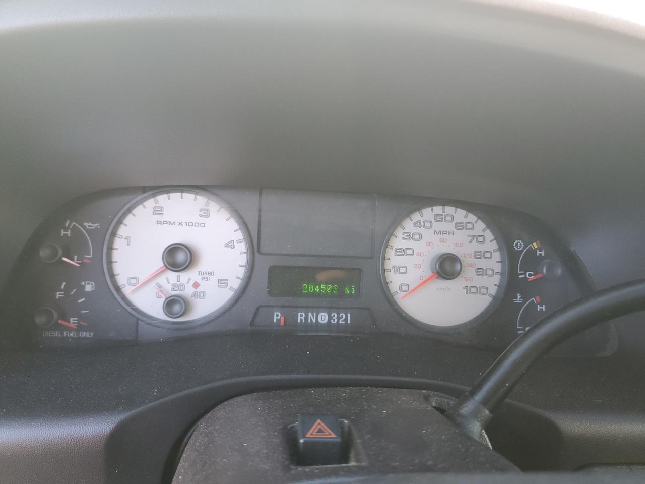 Ford F-350 Super Duty Image 8