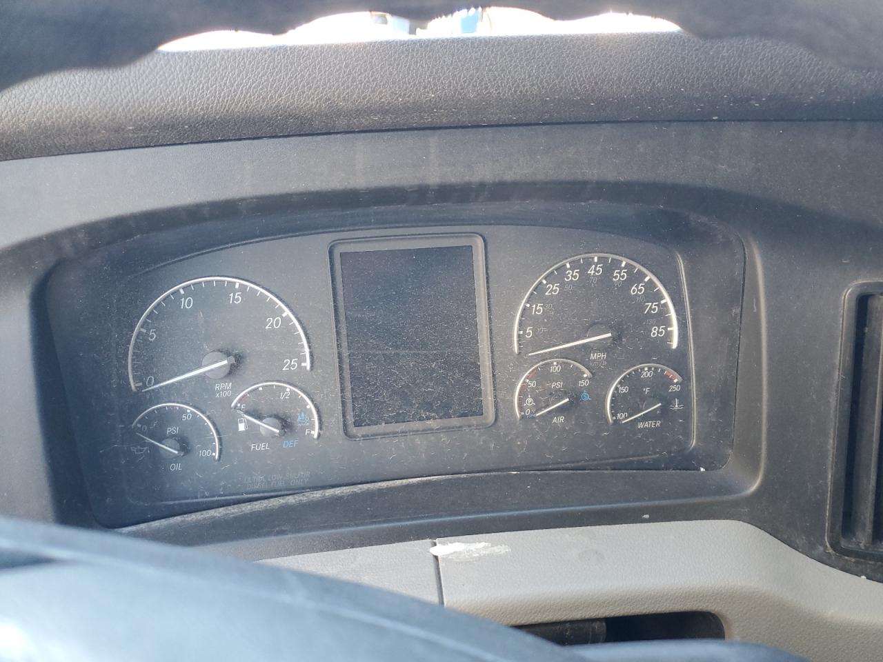 Freightliner Cascadia 1 Image 4