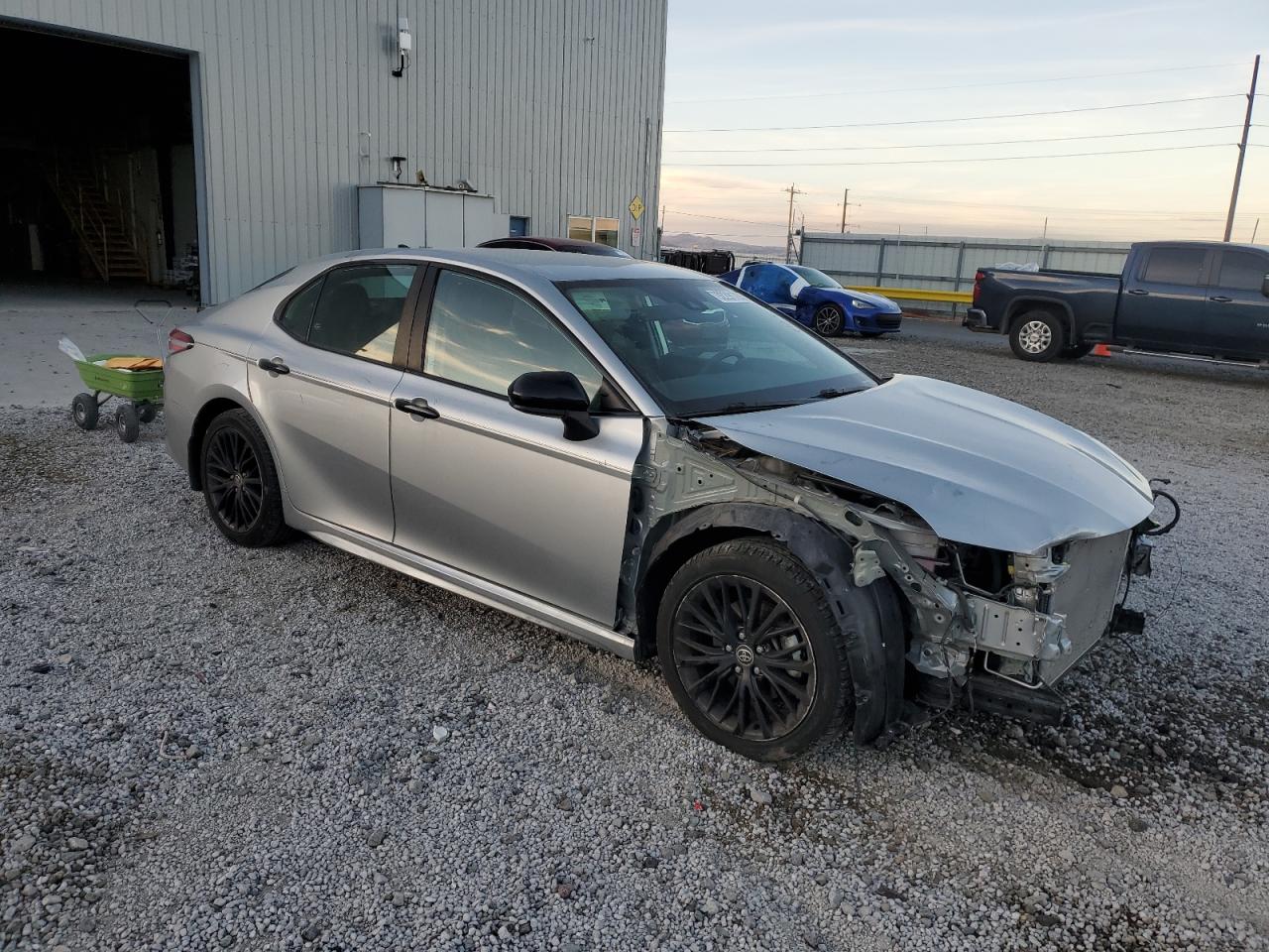 Toyota Camry Se Image 9