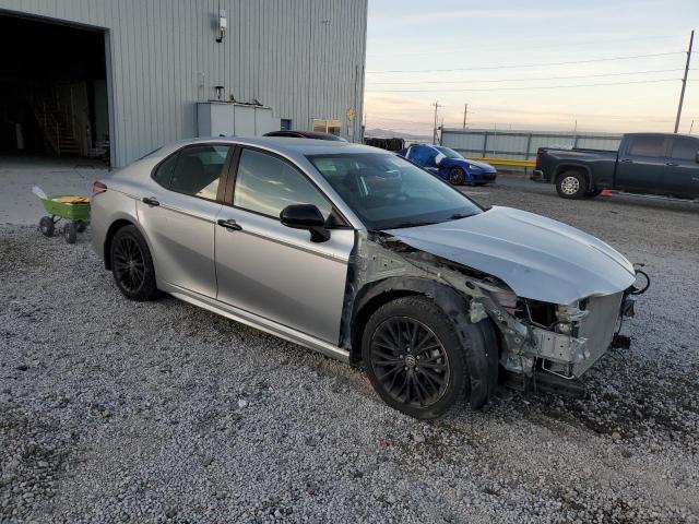 Toyota Camry Se Image 9